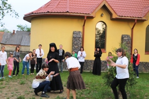 Стежинами  Карпат Стежинами  Карпат